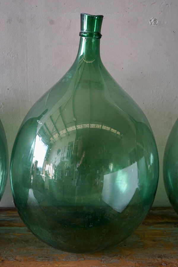 Large Glass Wine Flagons - Baran de Bordeaux